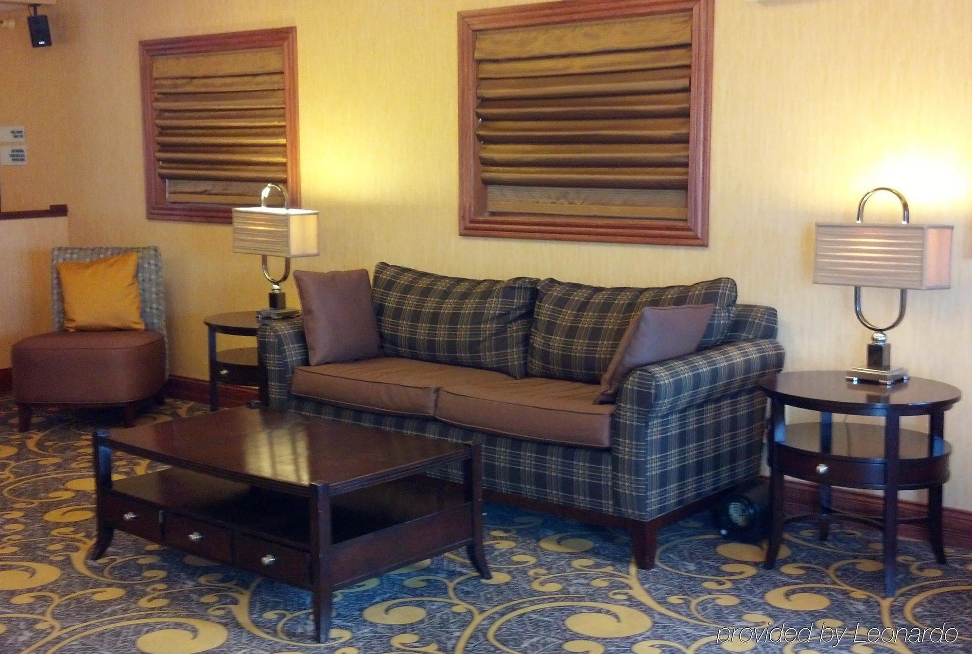 Holiday Inn Express Deforest By Ihg Luaran gambar