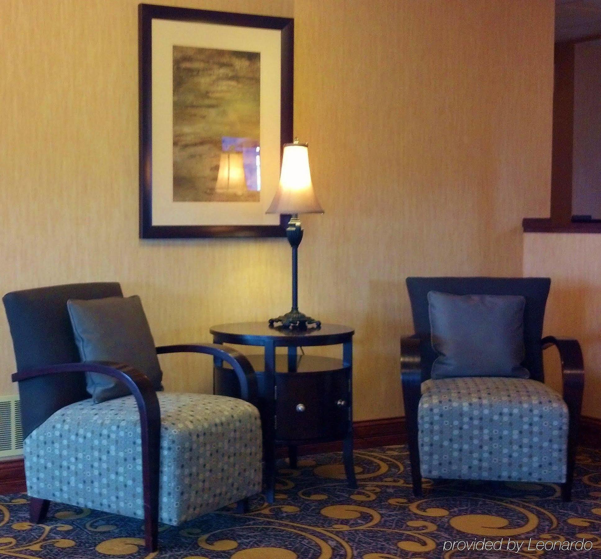 Holiday Inn Express Deforest By Ihg Luaran gambar